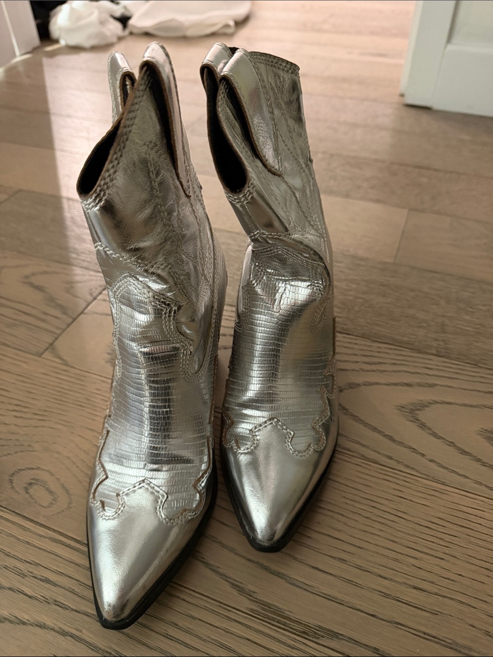 Aldo Metallic Silver Pointed-Toe Western Ankle Boots